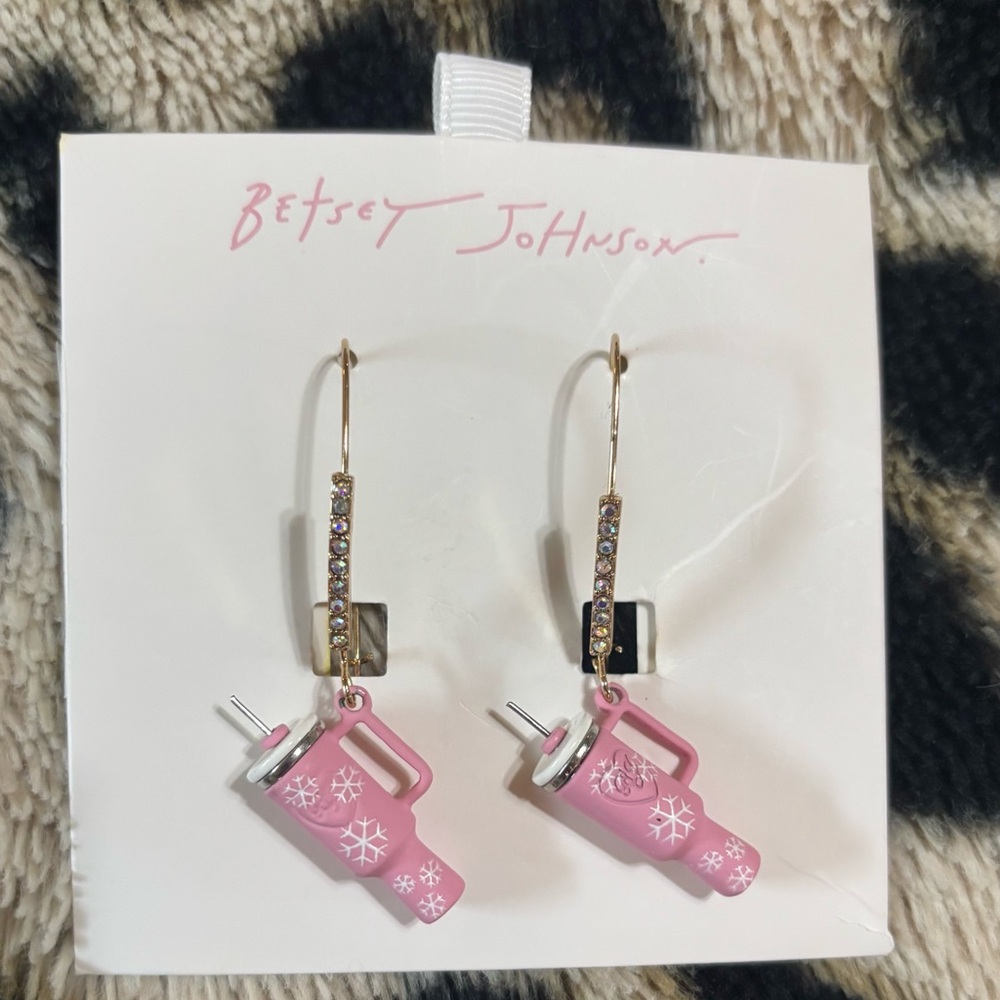 Betsey Johnson Brand New Pink Tumbler Dangle Earrings